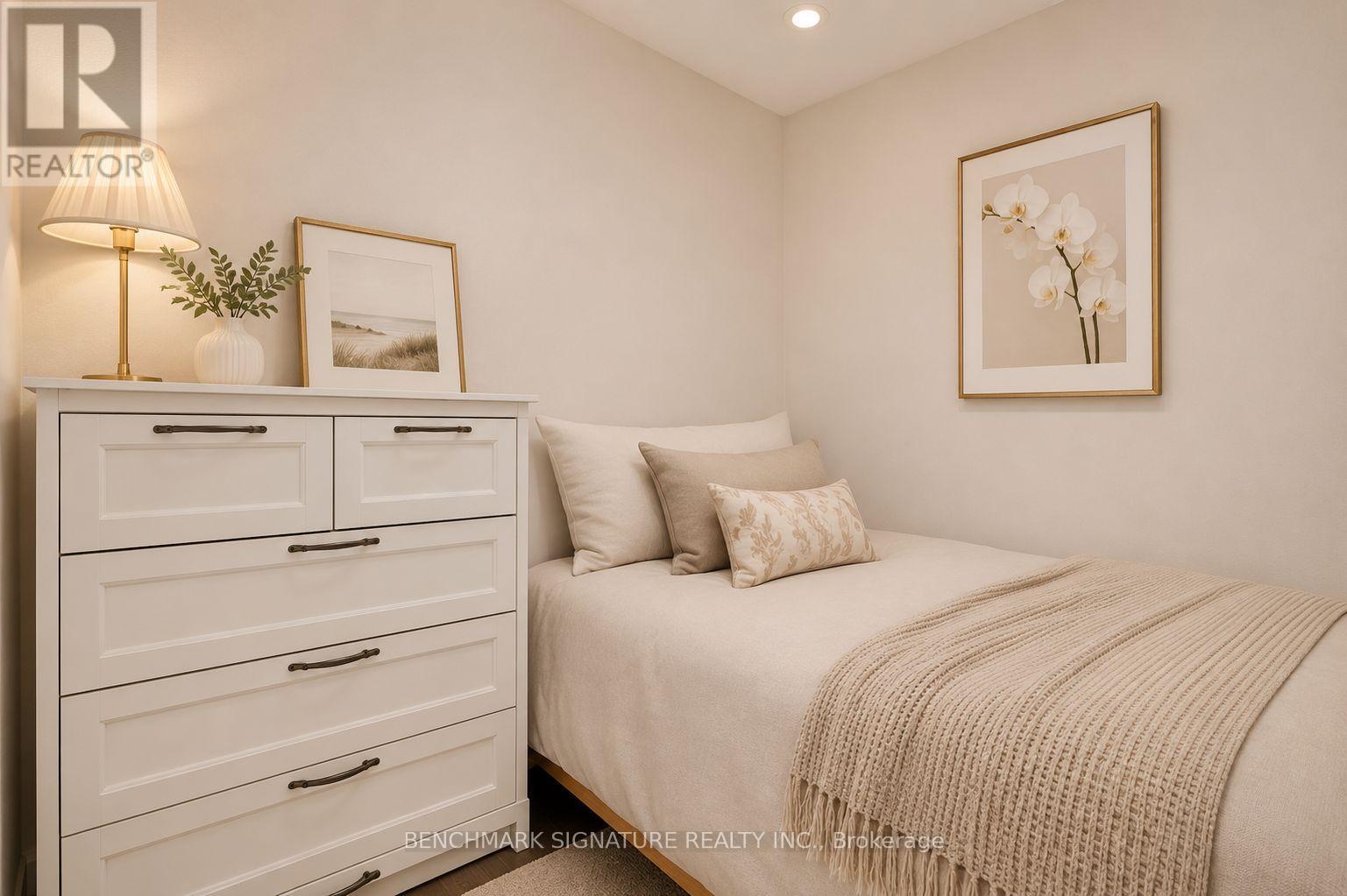 #315E 8110 BIRCHMOUNT ROAD - 8