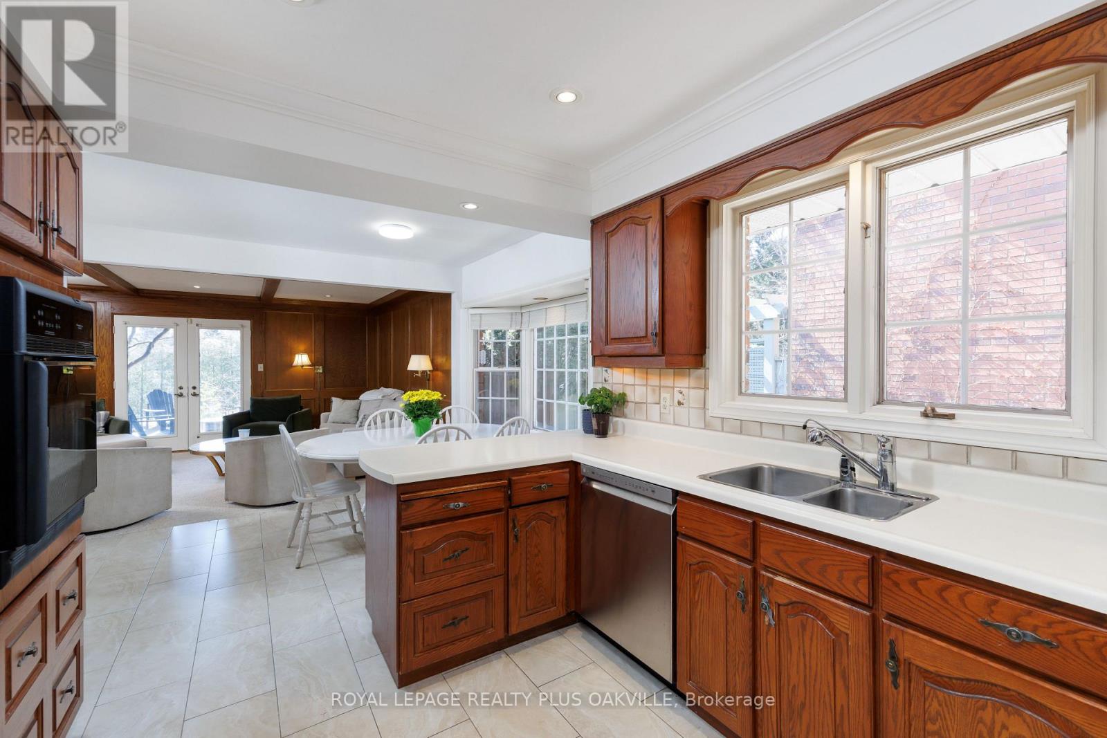 258 SHOREACRES ROAD - 28