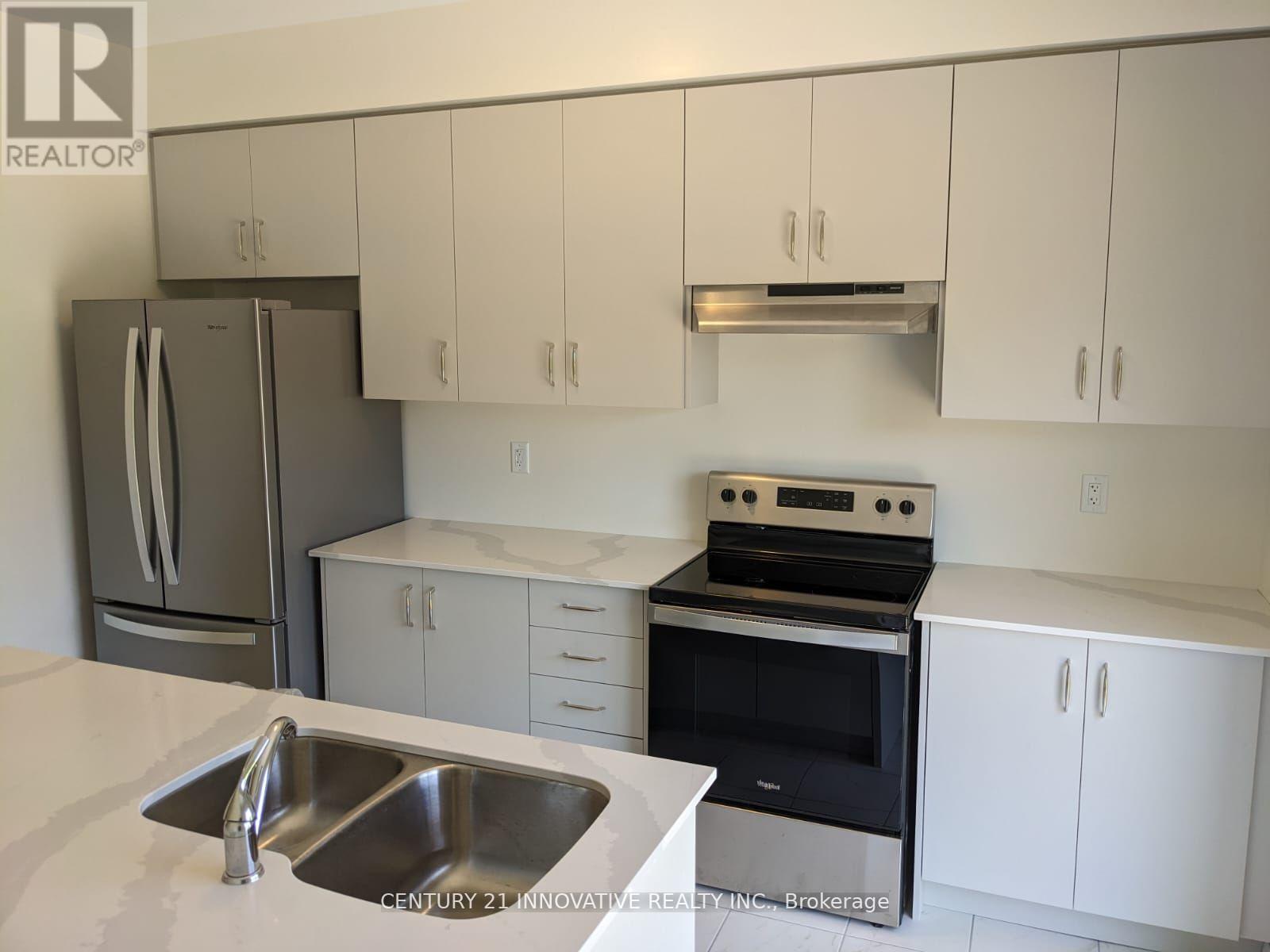 38 LAHEY CRESCENT - 2