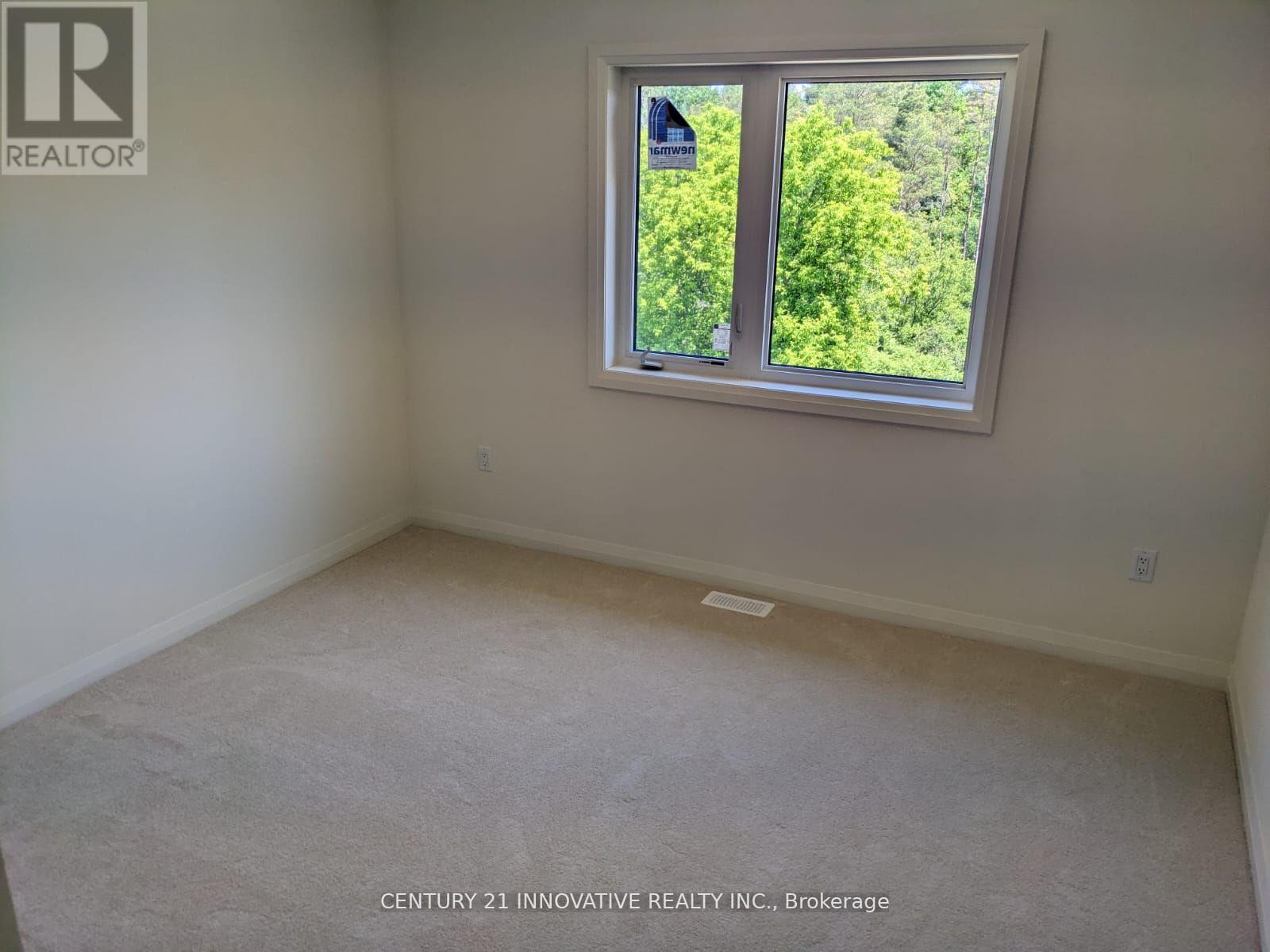 38 LAHEY CRESCENT - 4