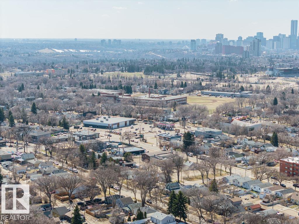 12011 62 ST NW - 42