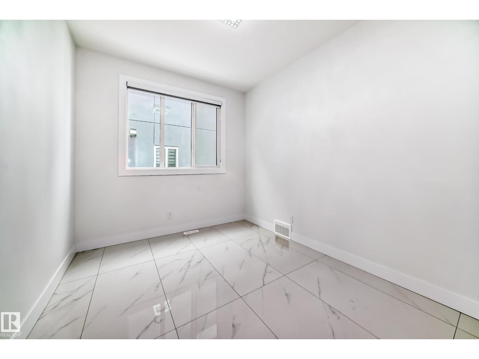 340 33 Ave NW - 23
