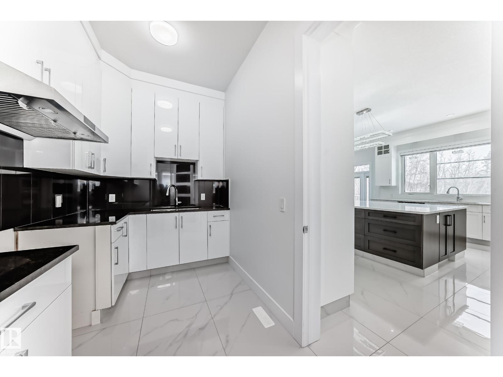 340 33 Ave NW - 25