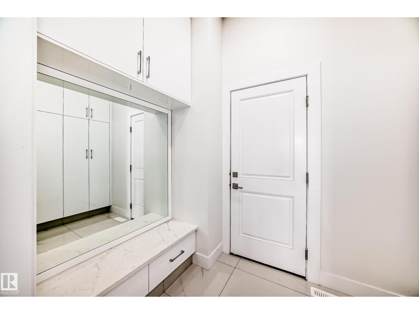 340 33 Ave NW - 26