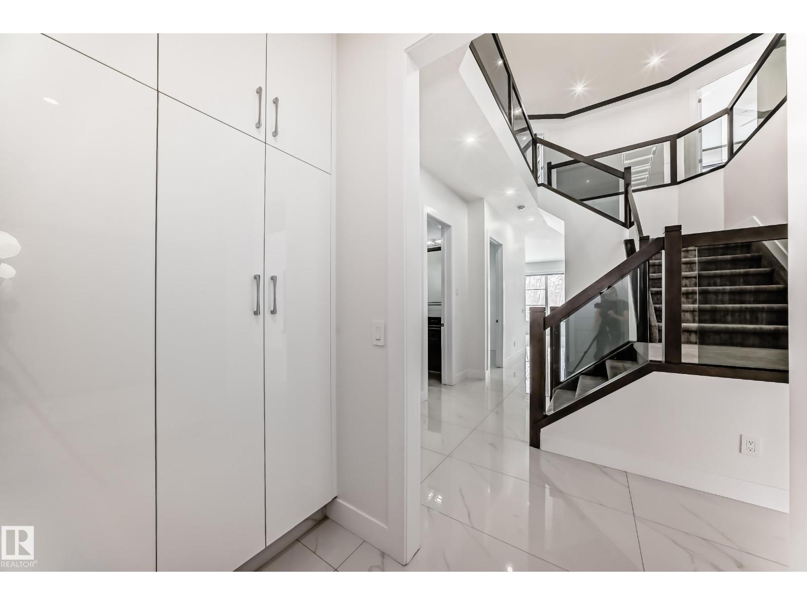 340 33 Ave NW - 28