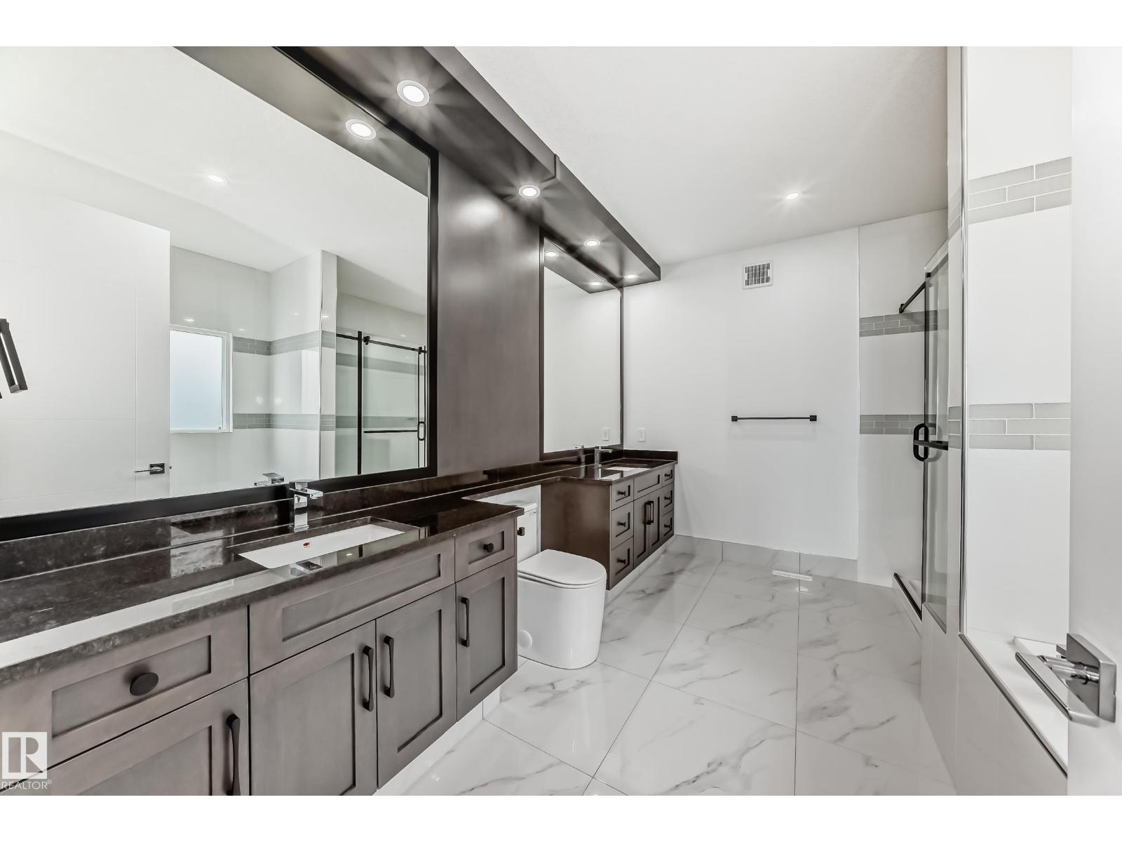 340 33 Ave NW - 32