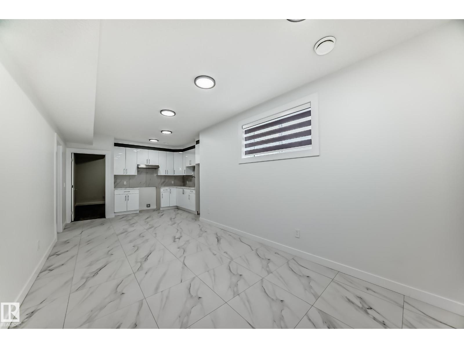 340 33 Ave NW - 47