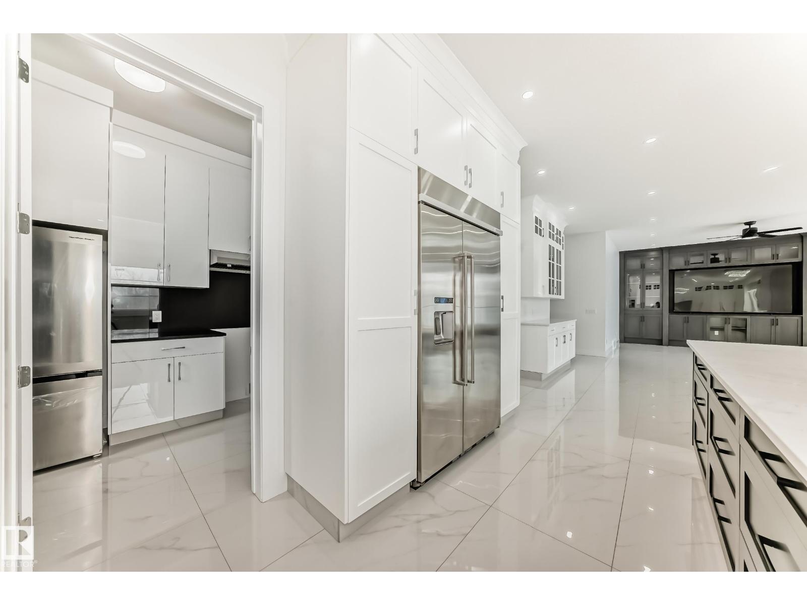340 33 Ave NW - 7