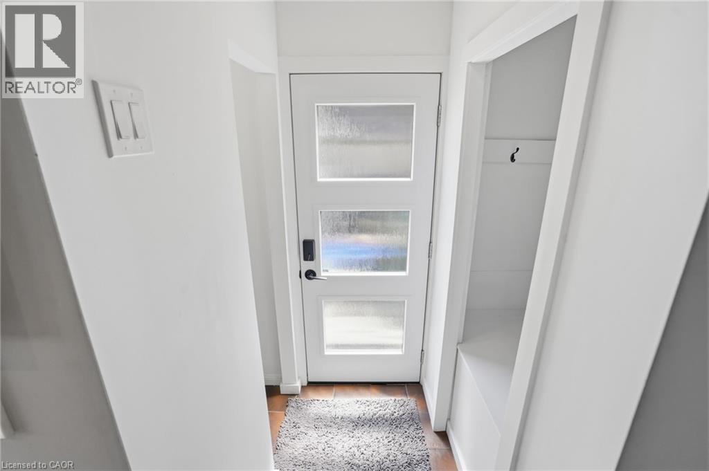 215 WEXFORD Avenue S, Hamilton, Ontario, L8K2P1 — Photo 19