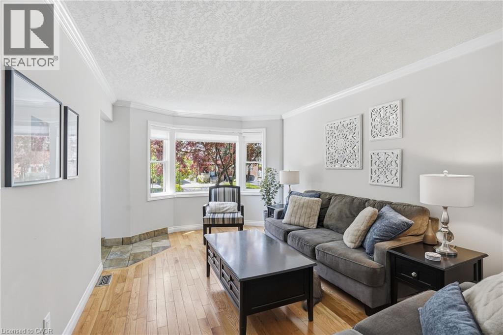 215 WEXFORD Avenue S - 8