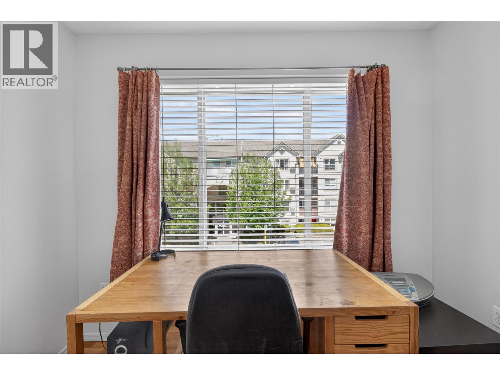 #310 650 3 Street SW - 20