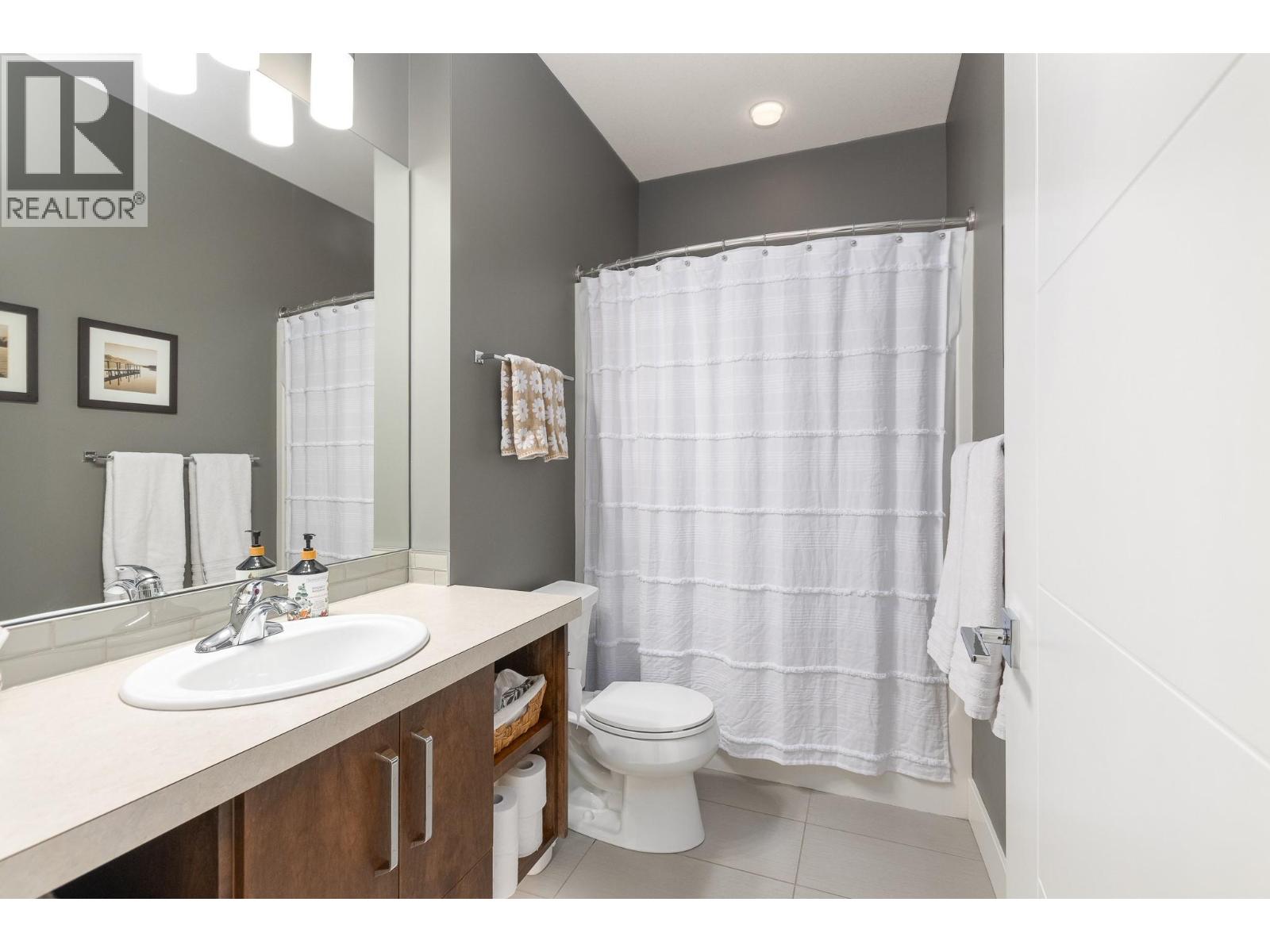 461 21 Street SE - 26