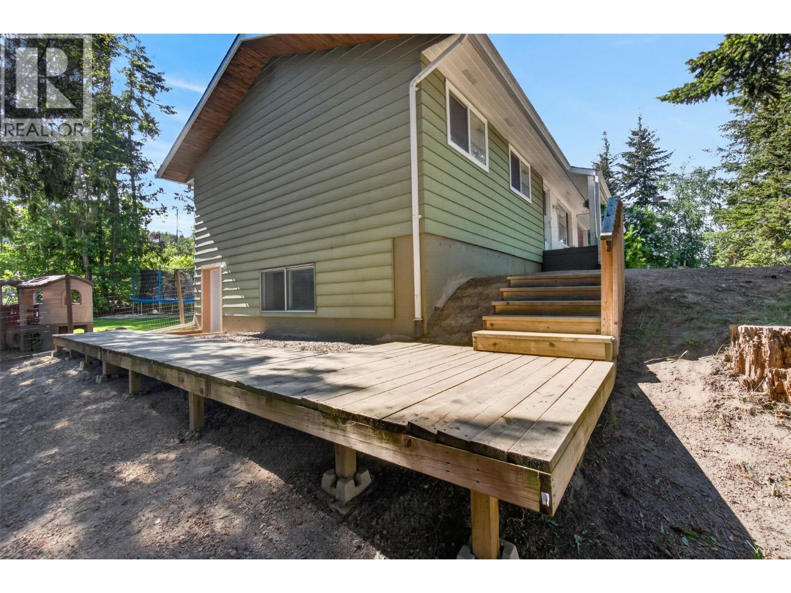2354 Forest View Place, Blind Bay