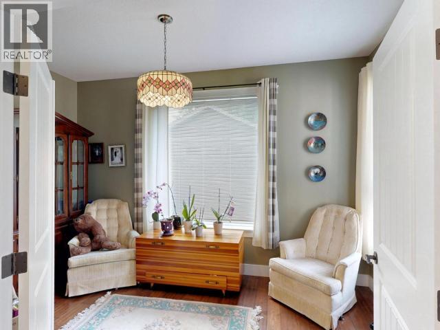 7166 KEMANO STREET, Powell River