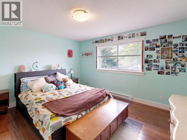 7166 KEMANO STREET, Powell River