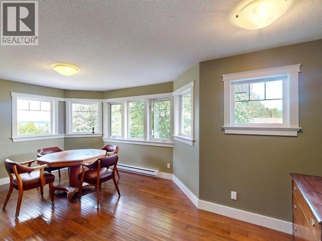 7166 KEMANO STREET, Powell River