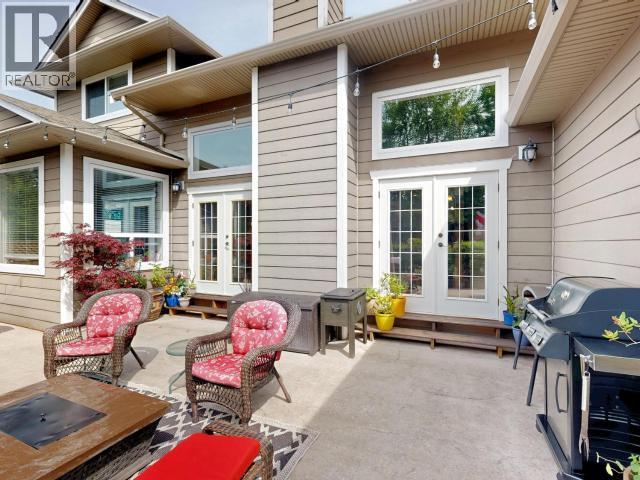 7166 KEMANO STREET, Powell River