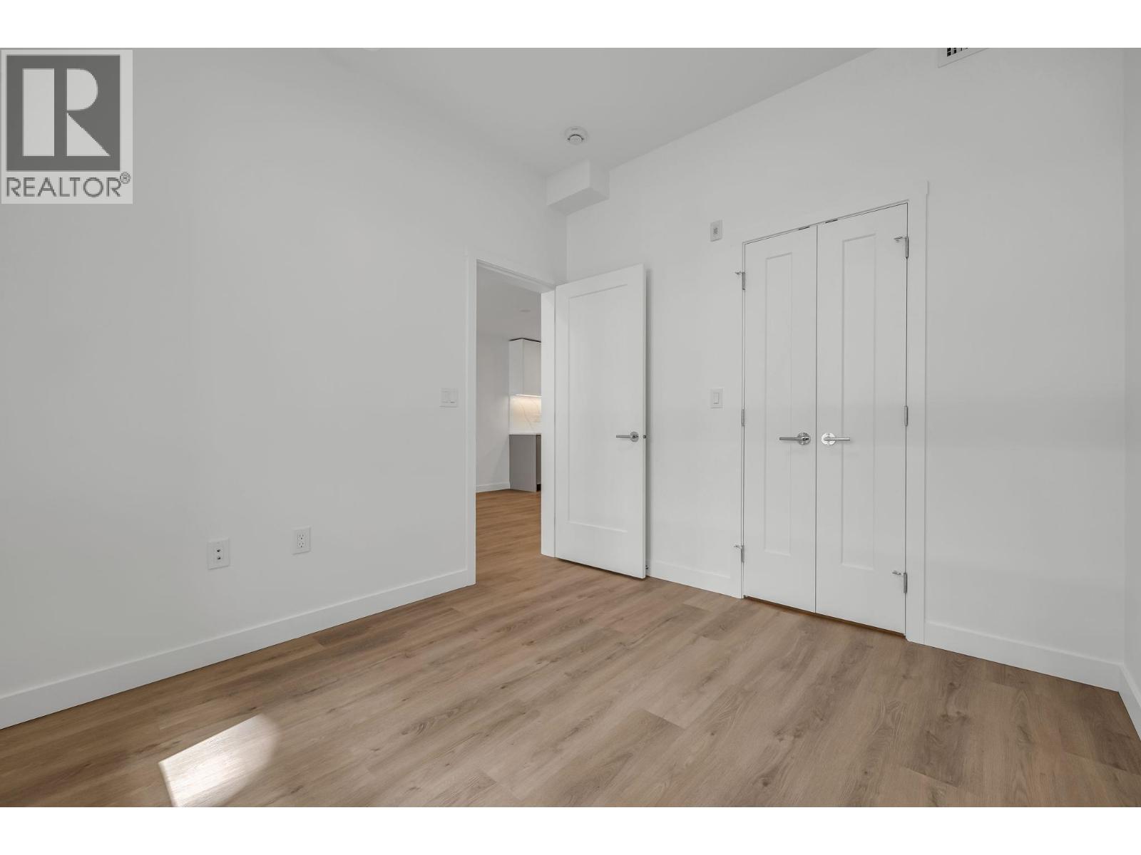 313 375 CLAYTON STREET, Coquitlam