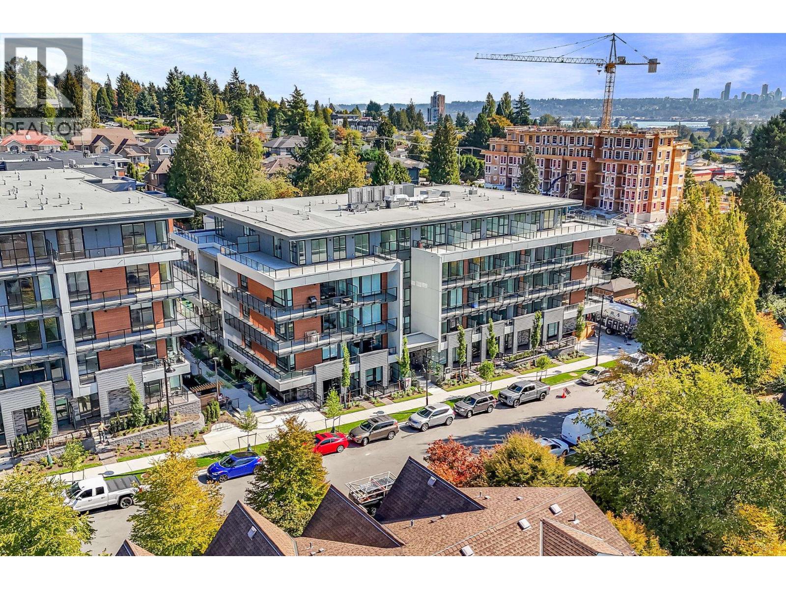 313 375 CLAYTON STREET, Coquitlam