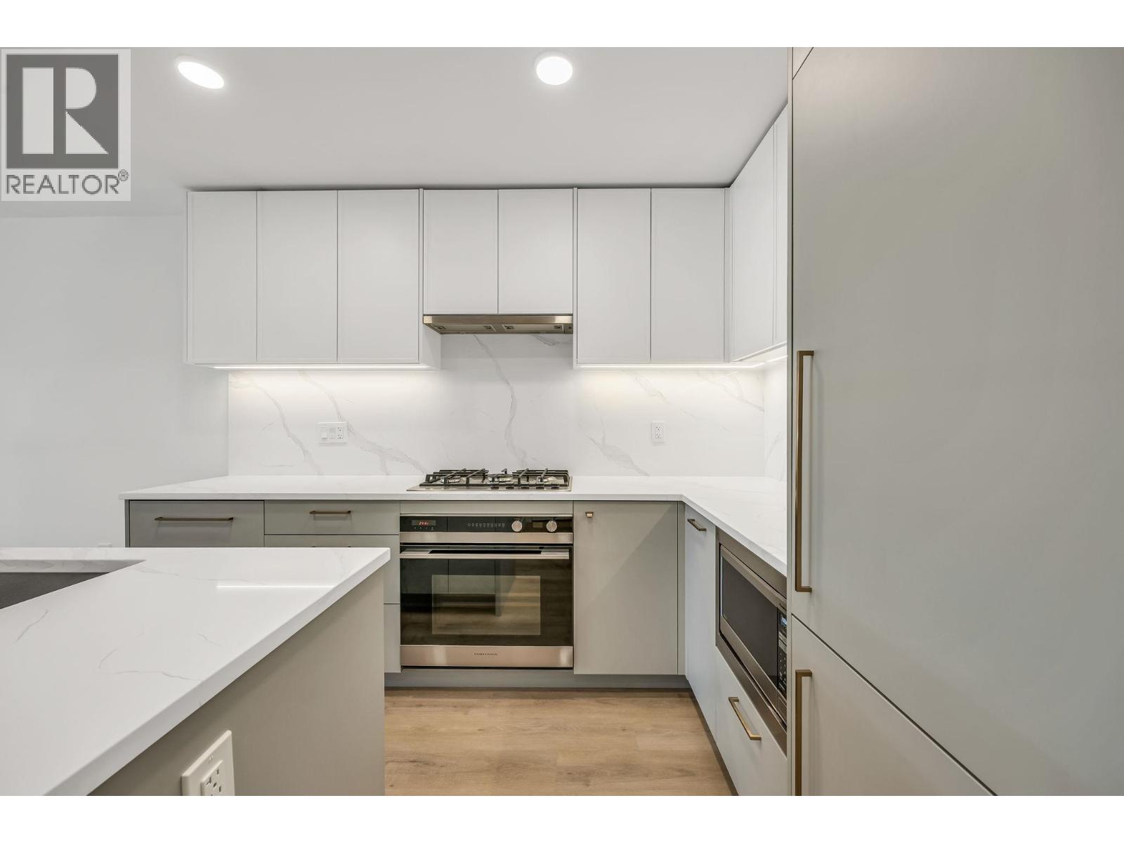 313 375 CLAYTON STREET — photo 4