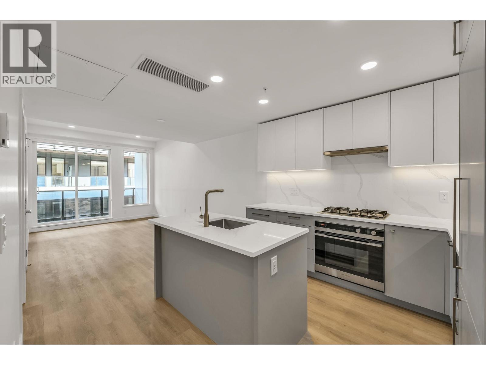 313 375 CLAYTON STREET — photo 5