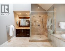 7976 Government Road, Burnaby, BC V5A2E2 Photo 25