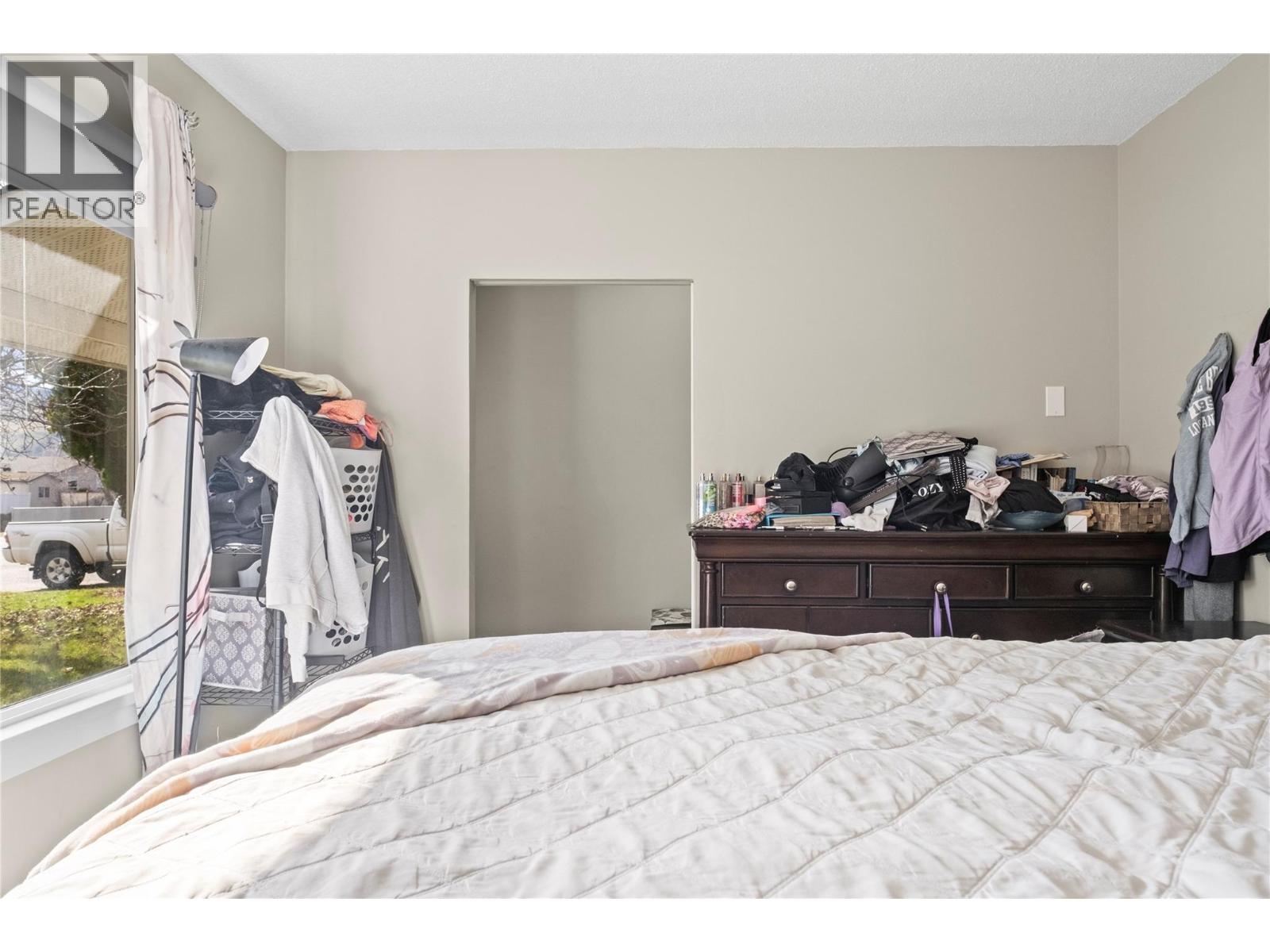  6699 Scott Road, Vernon