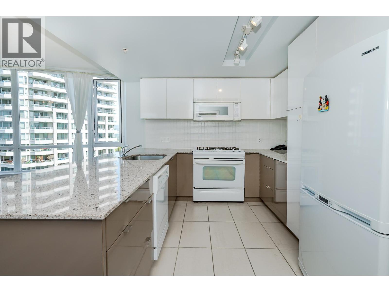 802 4808 HAZEL STREET, Burnaby