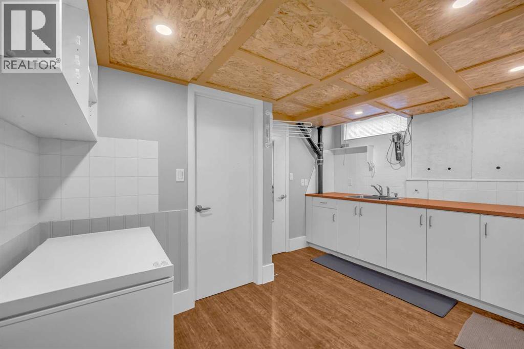 10012 Willowview Road SE - 36