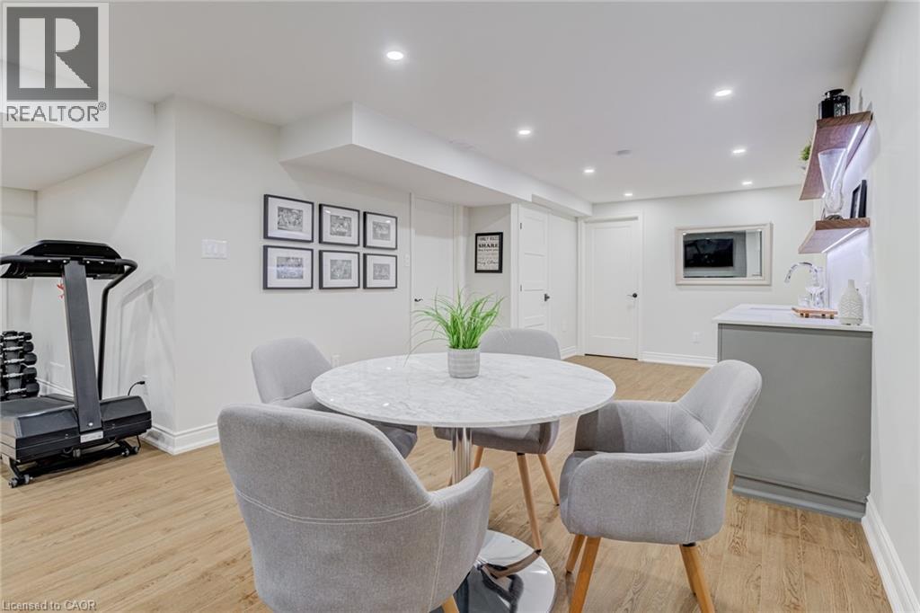 12 NICOSIA Road - 36
