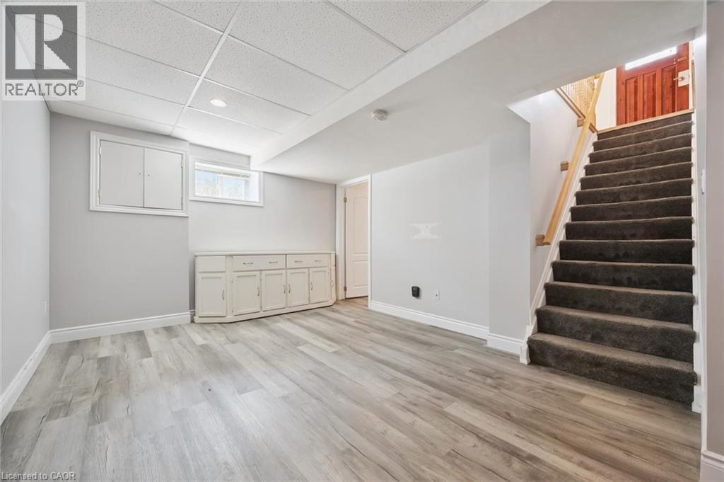 184 STEVENSON Street N, Guelph, Ontario, N1E5A8 — Photo 2