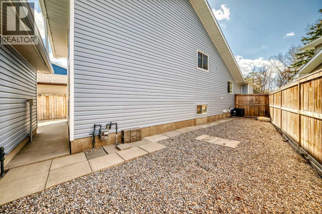 329 Martinwood Place NE - 19