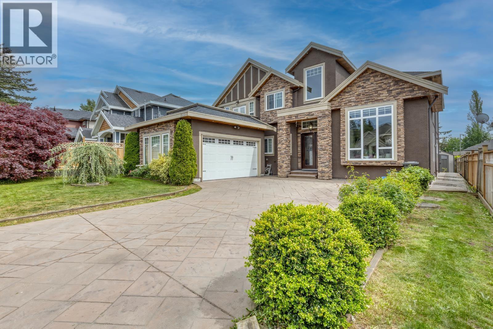 710 RODERICK AVENUE, Coquitlam