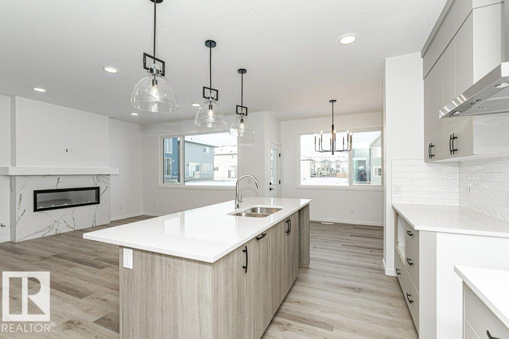 2524 158 ST SW - 16