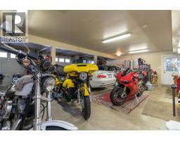 2031 Troon Crt, Langford, BC V9B6R6 Photo 35