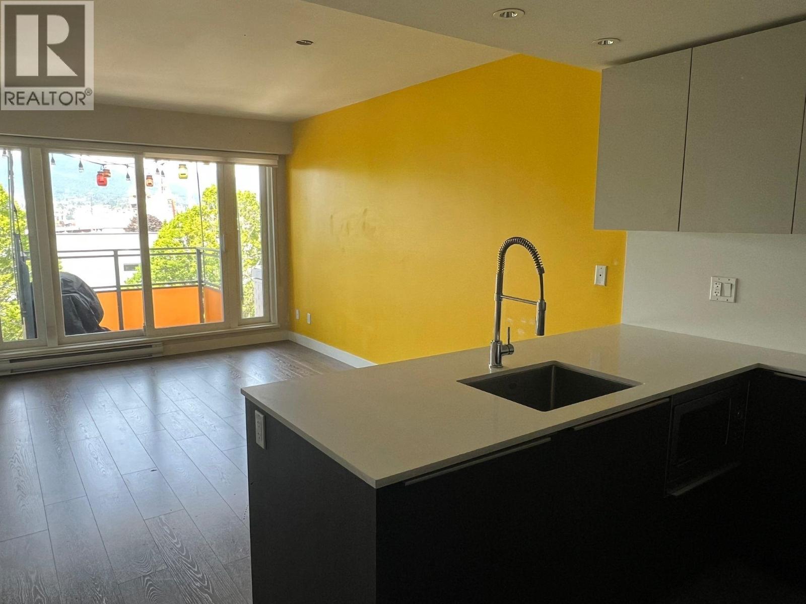 417 1588 HASTINGS Street - photo 2
