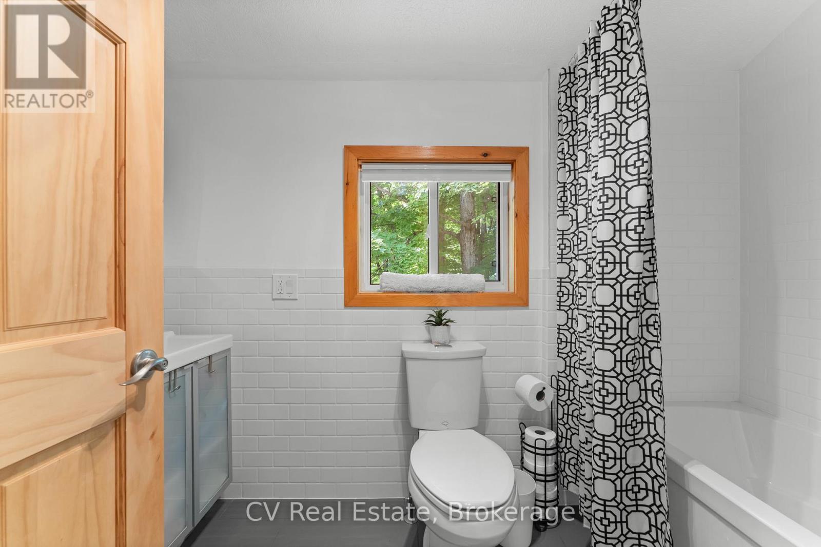1292 PORT CUNNINGTON ROAD - 19