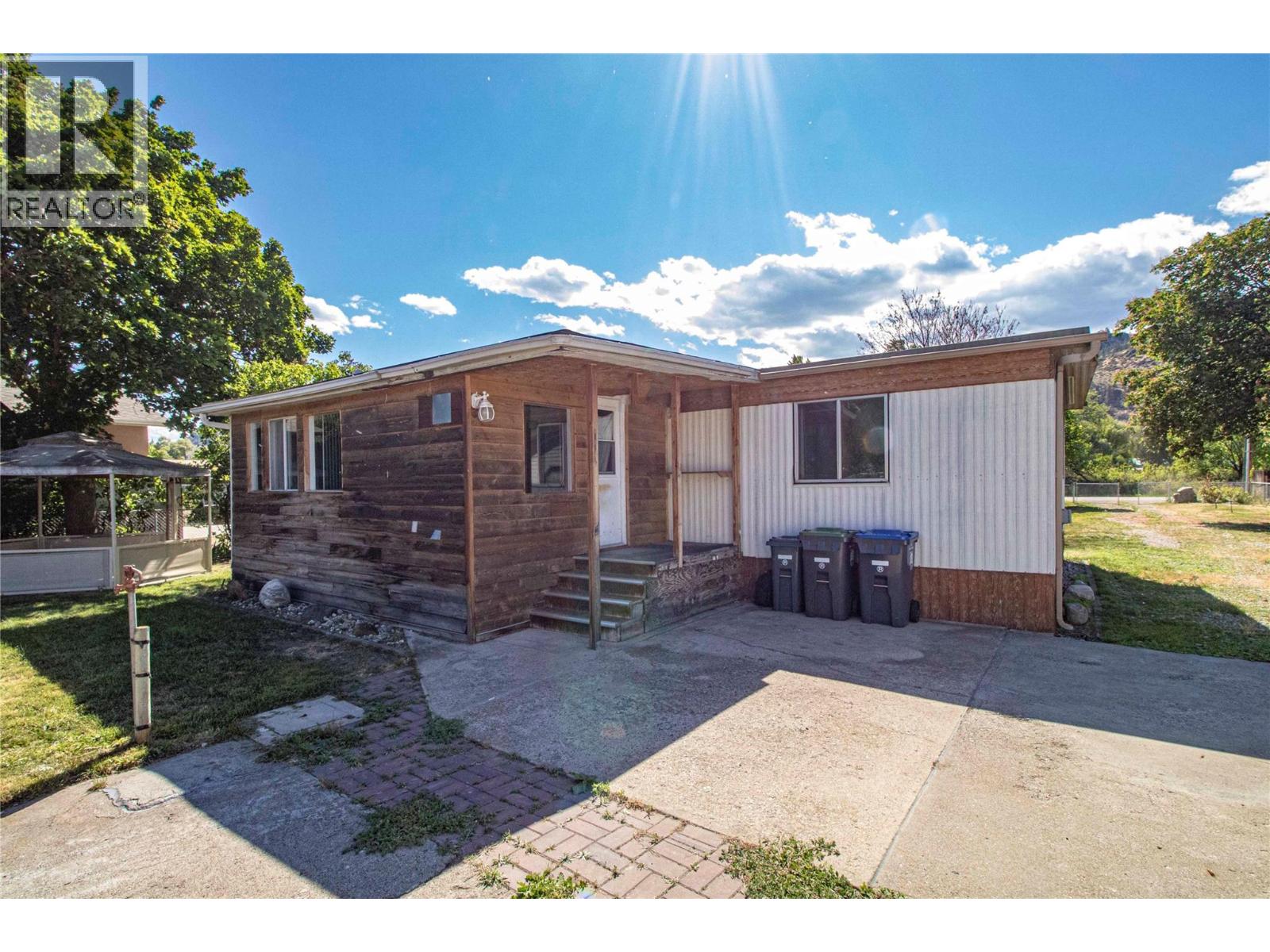 7171 ISLAND WAY Road, Oliver