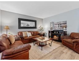 4552 200a Street, Langley, BC V3A6J7 Photo 8