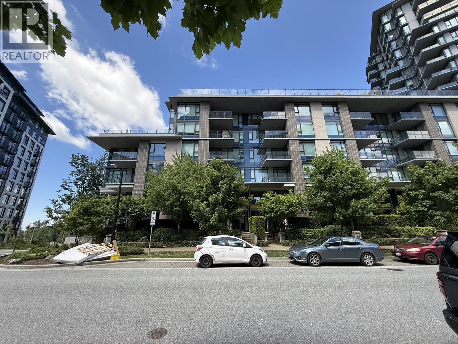 313 8850 UNIVERSITY Crescent - photo 2