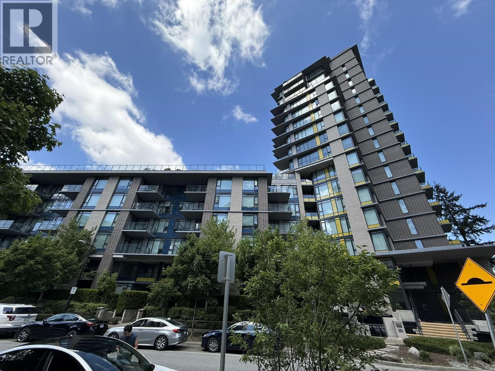 313 8850 UNIVERSITY Crescent - main photo