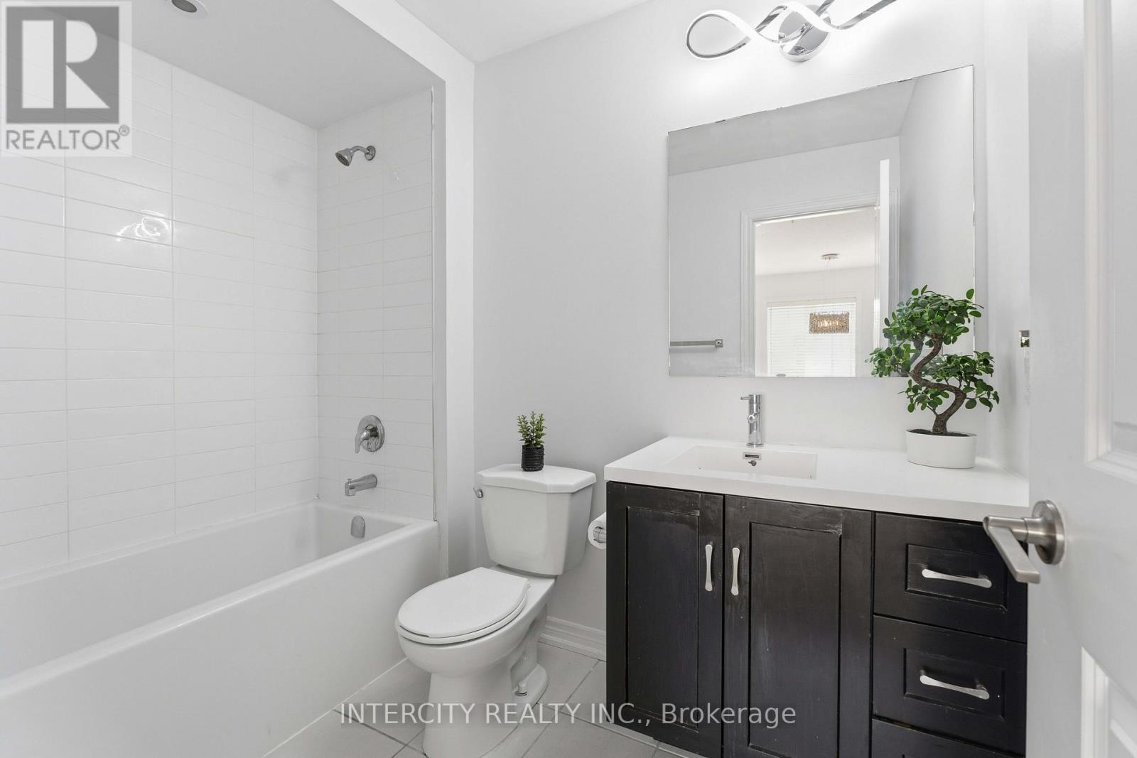 1 PELICAN LANE - 23