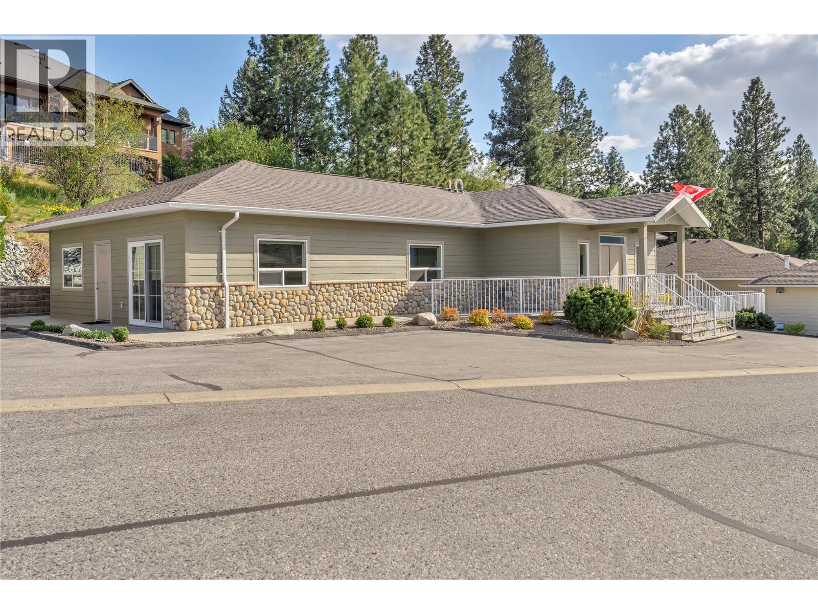 170 Stocks Crescent Unit# 169, Penticton