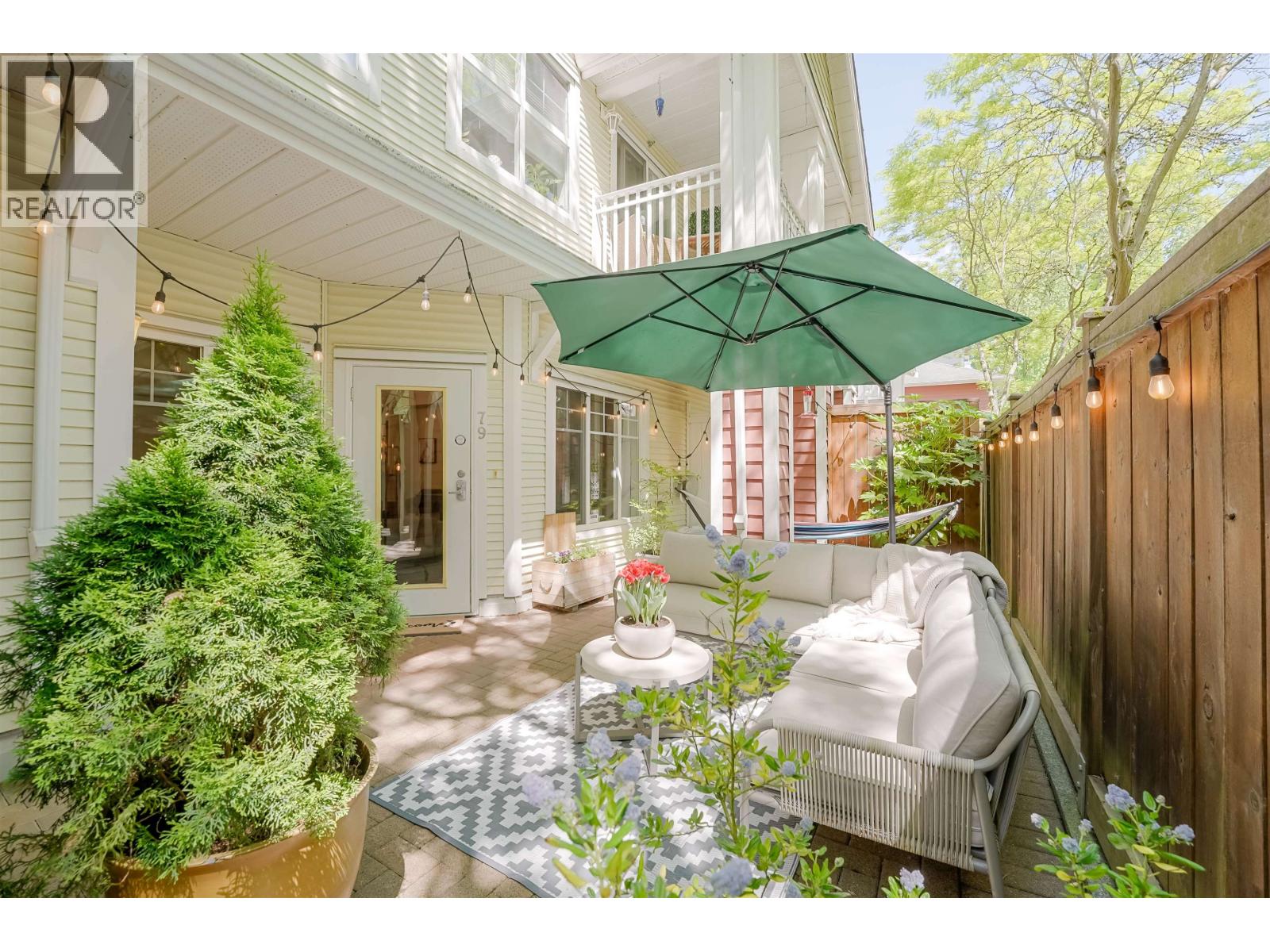 79 620 QUEENS AVENUE, New Westminster