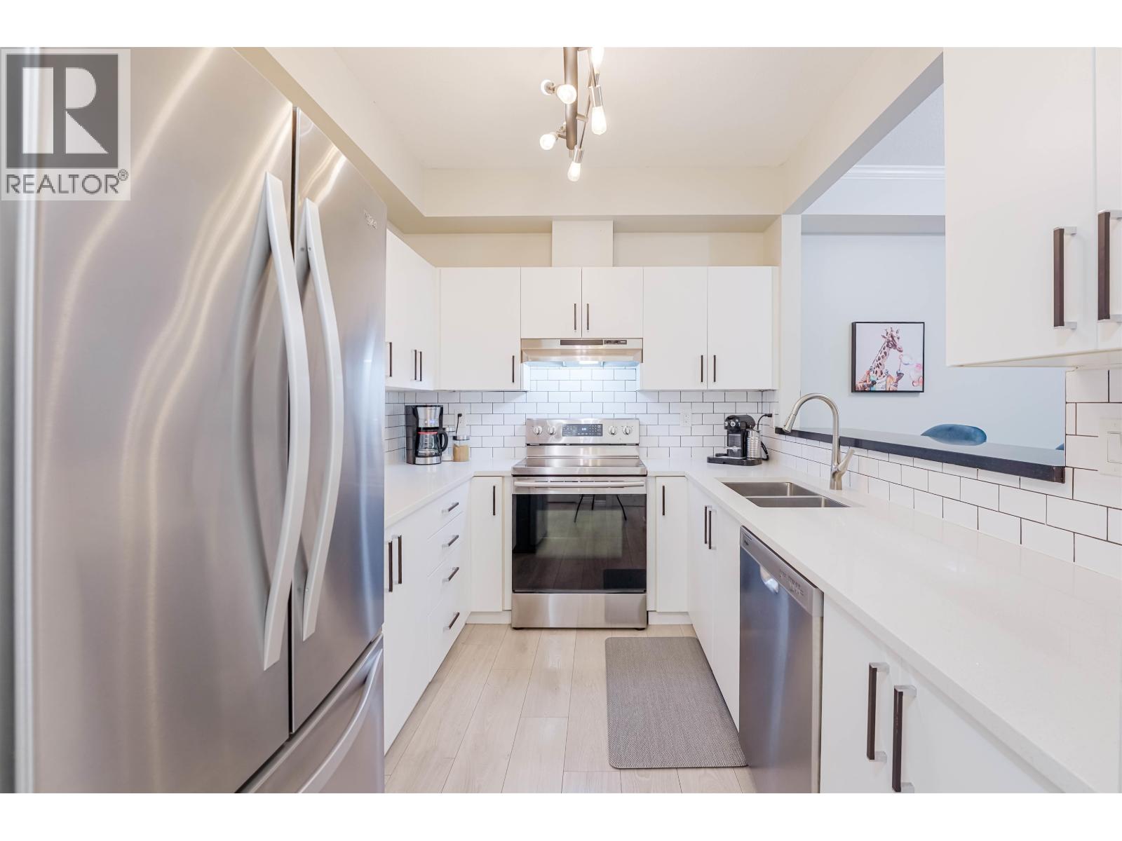 79 620 QUEENS AVENUE, New Westminster