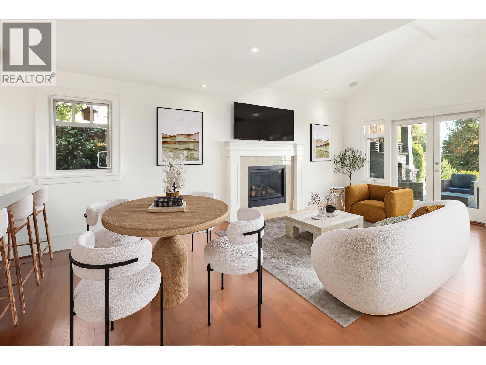 2623 LAWSON AVENUE, West Vancouver