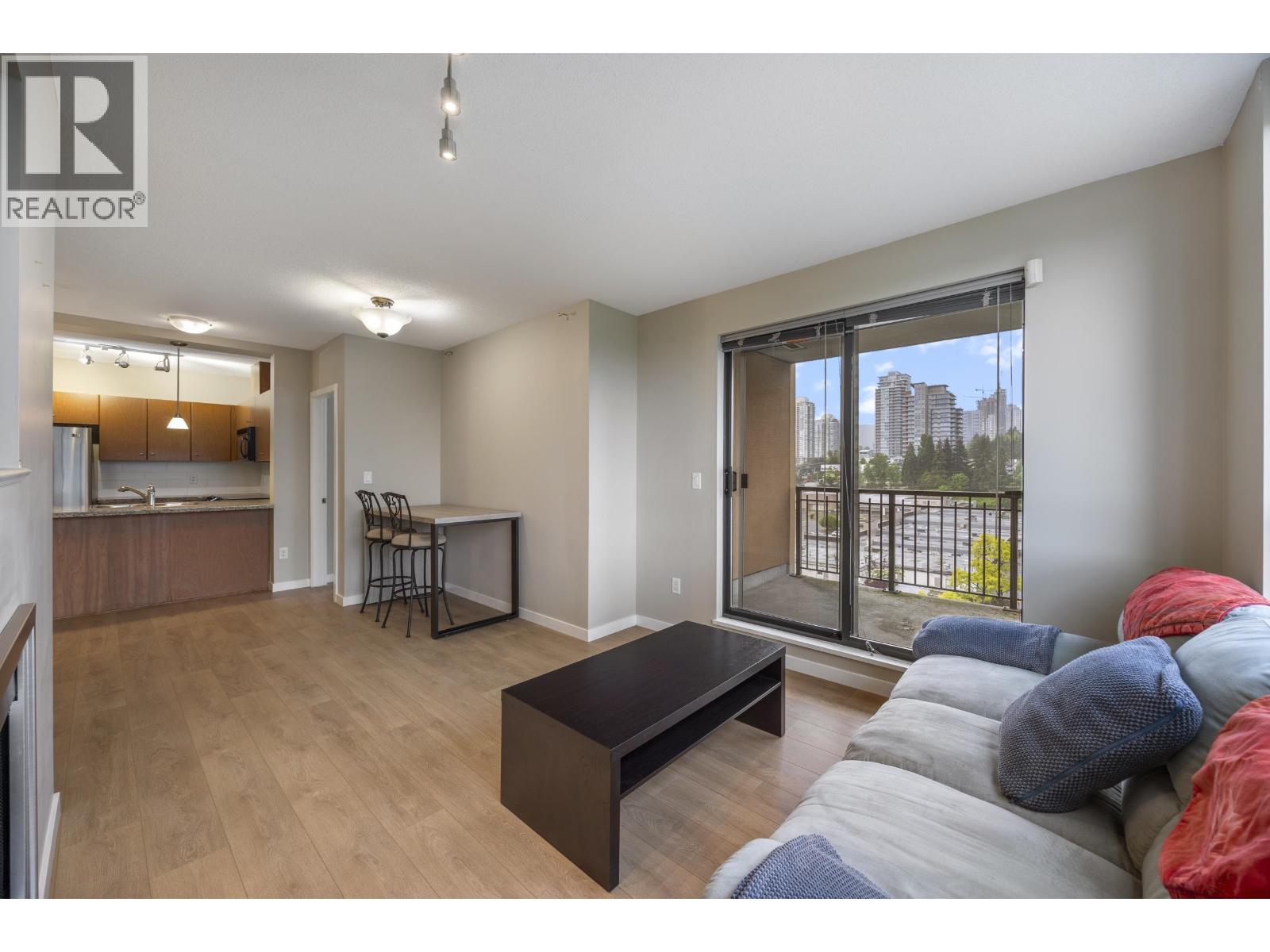 1004 511 ROCHESTER AVENUE, Coquitlam