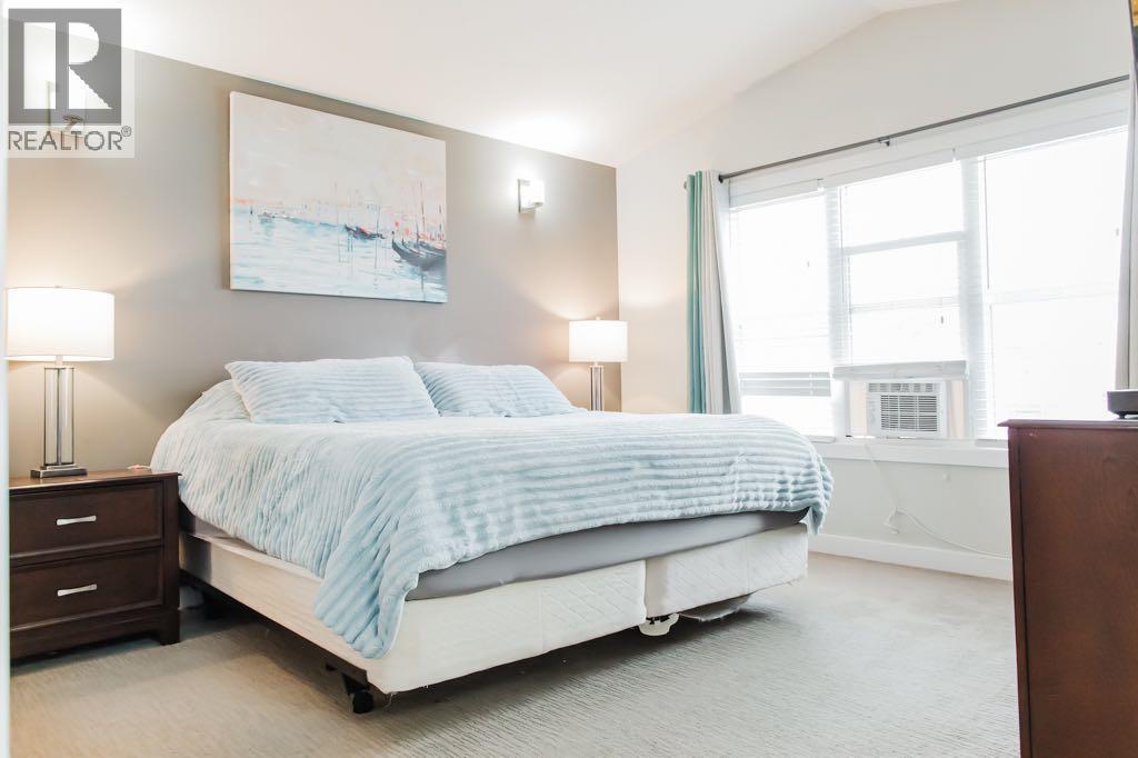 8877 85A Avenue - 27
