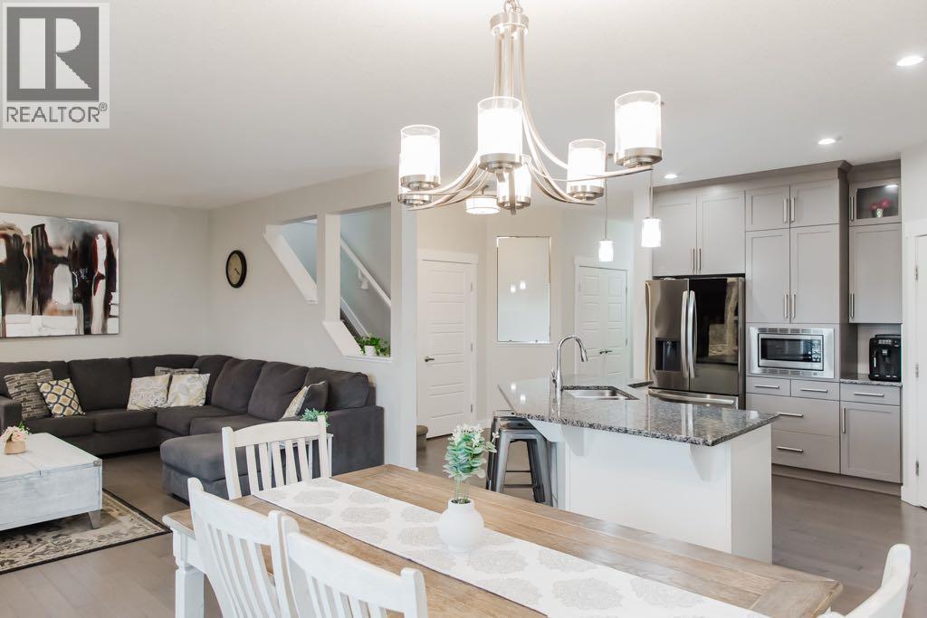 8877 85A Avenue - 18