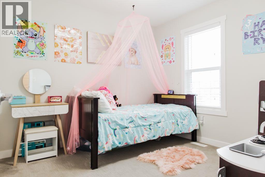 8877 85A Avenue - 23